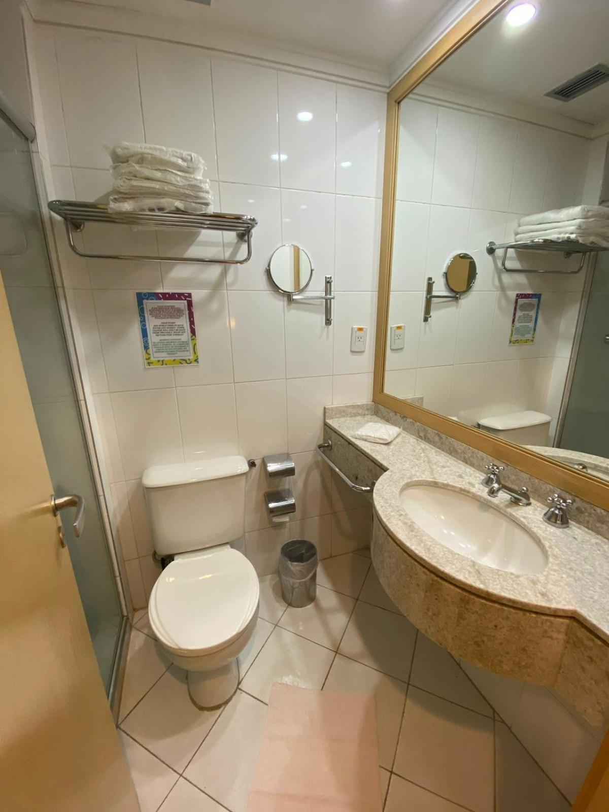 Flat Hotel Em 과룰류스 외부 사진